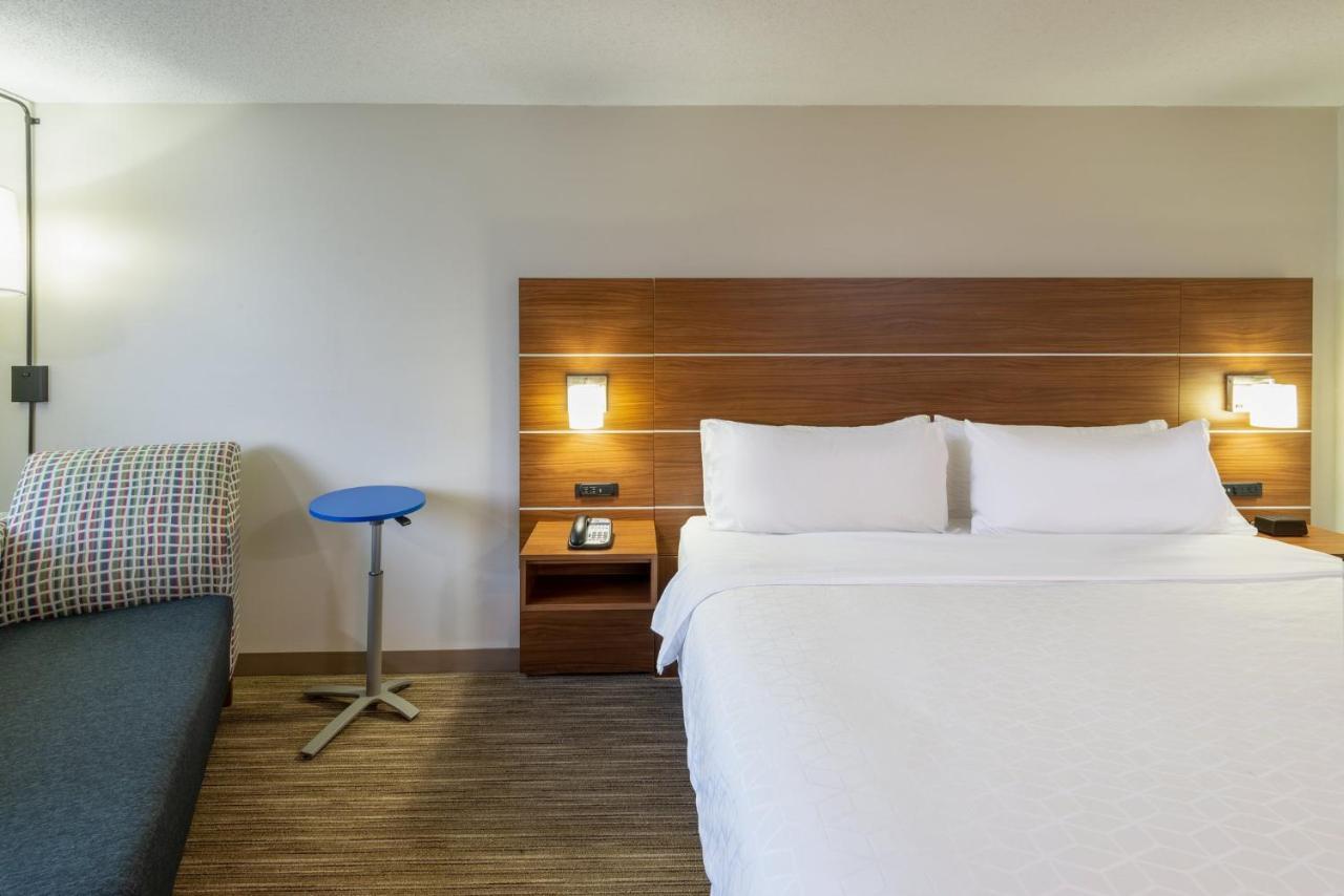 Holiday Inn Express Vermilion By Ihg מראה חיצוני תמונה