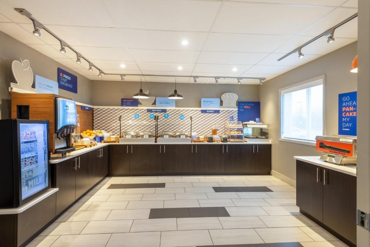 Holiday Inn Express Vermilion By Ihg מראה חיצוני תמונה