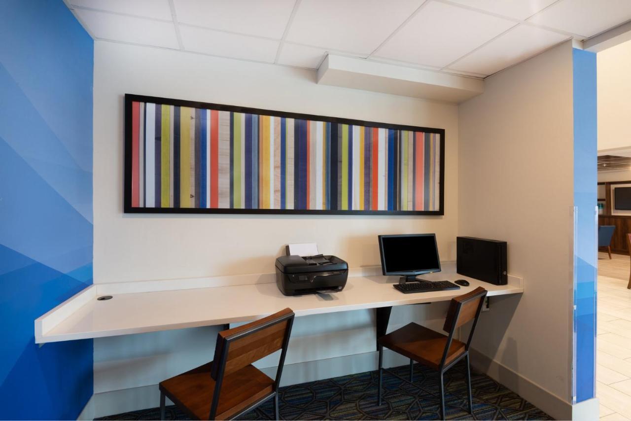 Holiday Inn Express Vermilion By Ihg מראה חיצוני תמונה